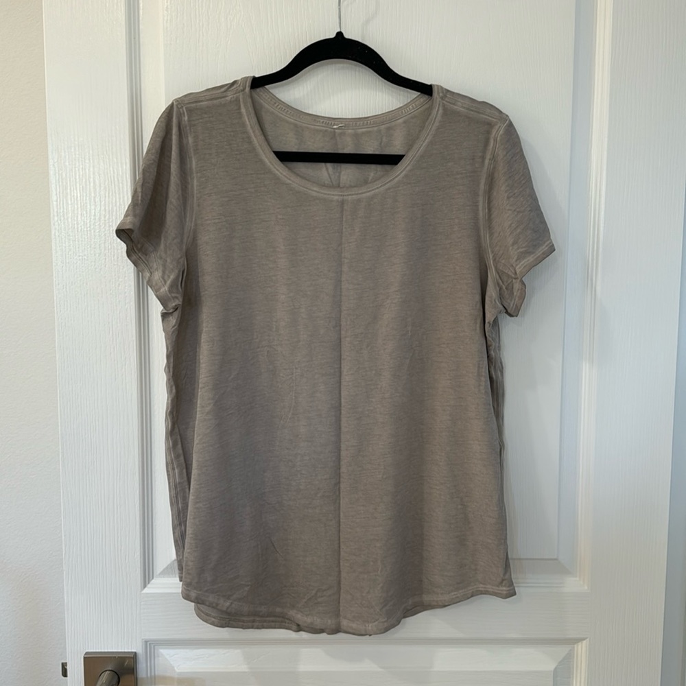 Lululemon shirt